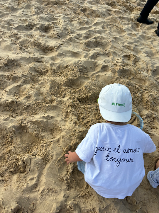 The Paix et Amour Tee